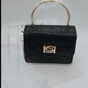 CLBE1 - Elegant Bebe Kamala Black Quilted Top Handle Clutch/Crossbody Handbag